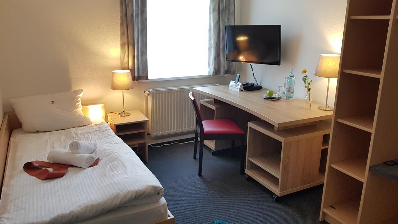 Aprotos Lueneburger Hof Otel Munster im Heidekreis Dış mekan fotoğraf