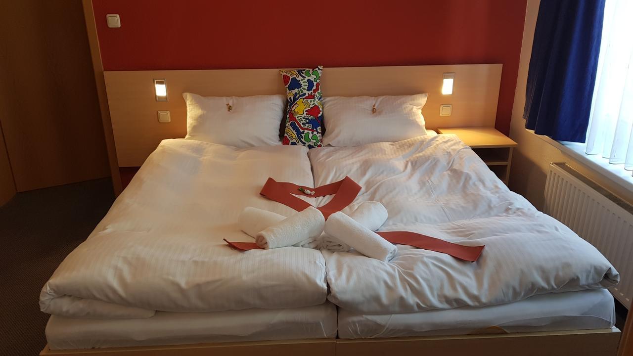 Aprotos Lueneburger Hof Otel Munster im Heidekreis Dış mekan fotoğraf