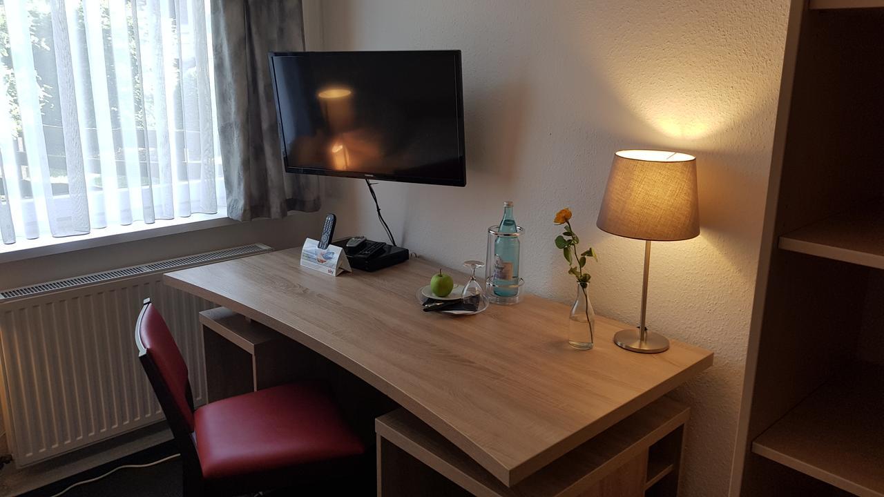 Aprotos Lueneburger Hof Otel Munster im Heidekreis Dış mekan fotoğraf